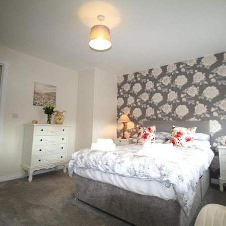 Ashington - 2 Bedroom House - Beautifully Decorated & Furnished - Large Garden エクステリア 写真