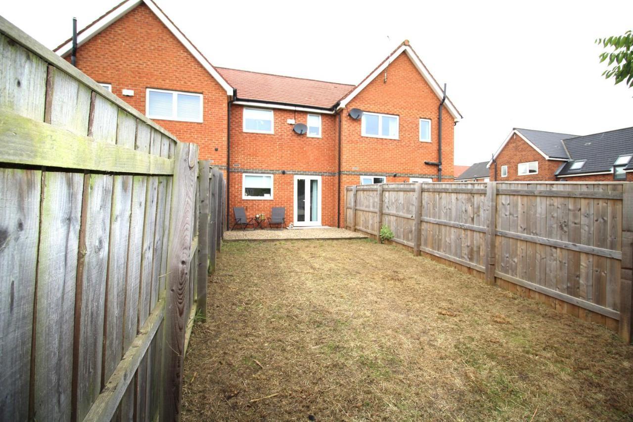 Ashington - 2 Bedroom House - Beautifully Decorated & Furnished - Large Garden エクステリア 写真